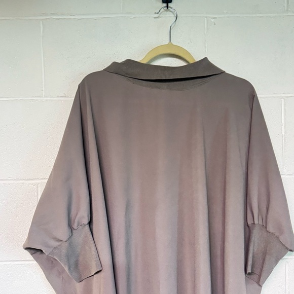 LAST CALL Babaton Aritzia Draped Taupe Cinched Sleeve Top Neutral Minimalist - Picture 7 of 7